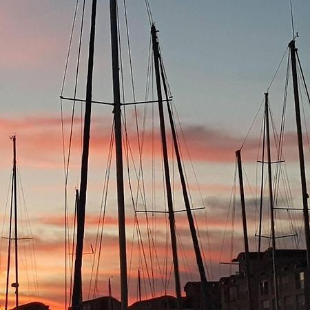 Super Voilier Eve Otel Gruissan Dış mekan fotoğraf
