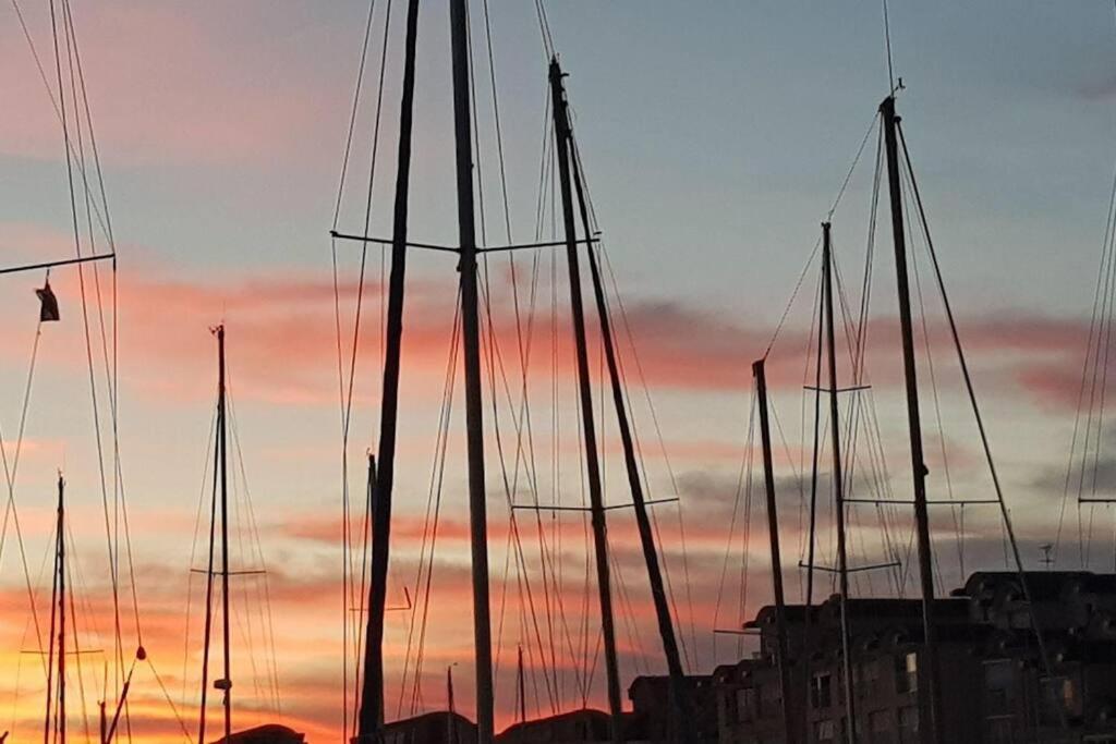 Super Voilier Eve Otel Gruissan Dış mekan fotoğraf